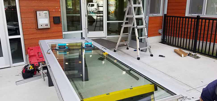 storefront door glass replacement Doral